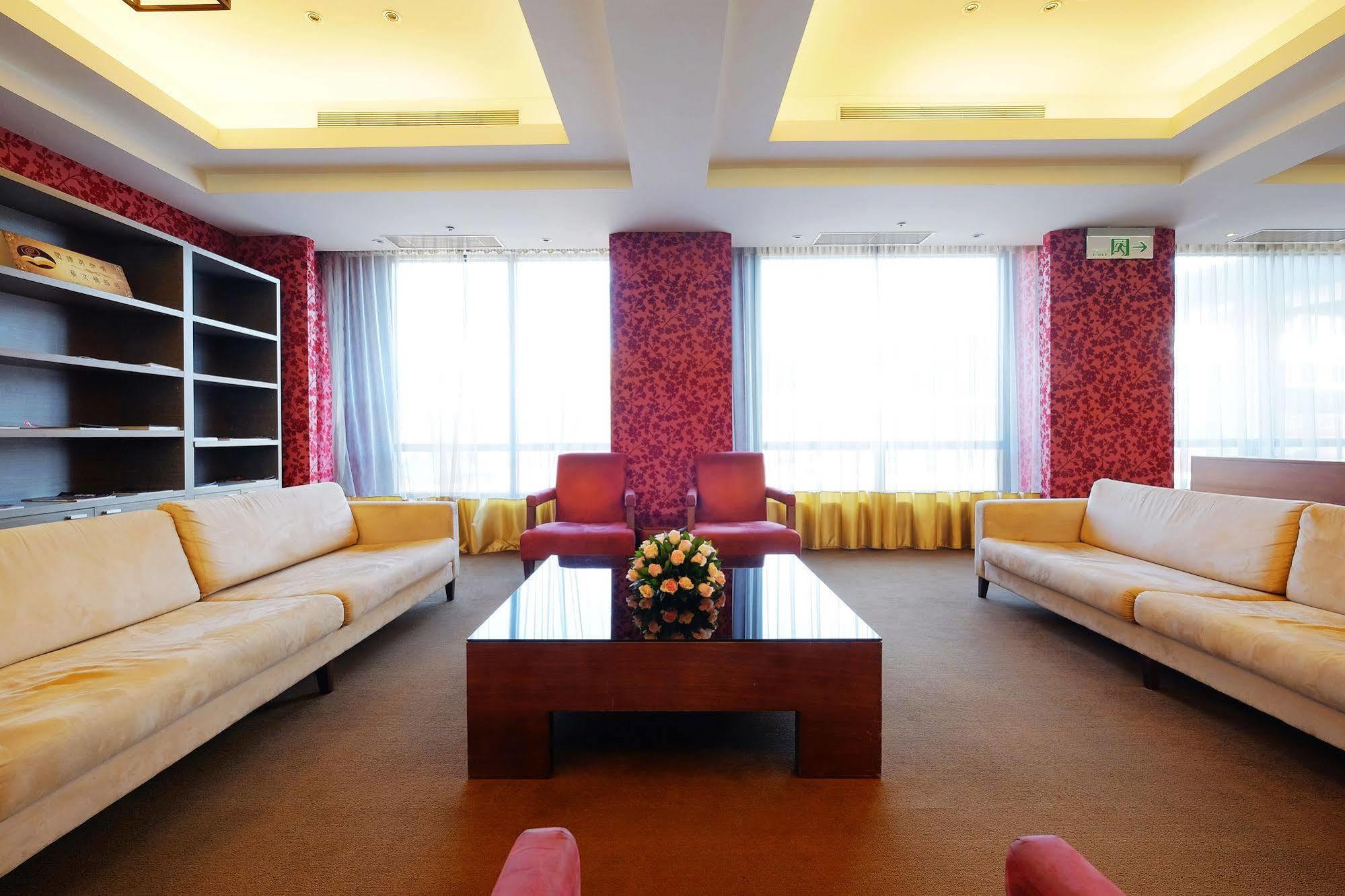 City Suites - Taoyuan Gateway Екстериор снимка